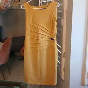 Elegant Yellow Sleeveless Dress
